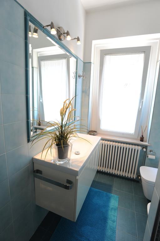 B&B Aurora Domus D'A-Mare Pesaro Rum bild